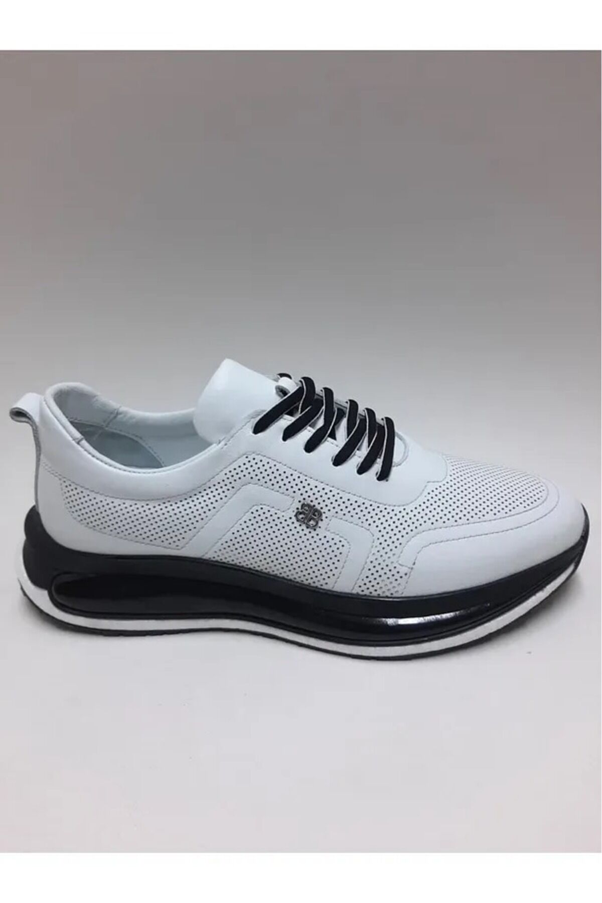HAKİKİ DERİ HAFİF BAĞCIKLI SİYAH ERKEK AYAKKABI